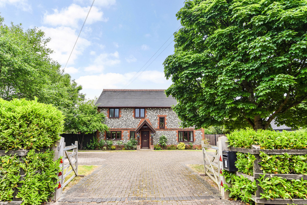 Bishops Wood Road, Mislingford